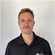 Profesor de Psicología y tutor académico con amplia experiencia y formación. Clases virtuales, o presenciales en Málaga.